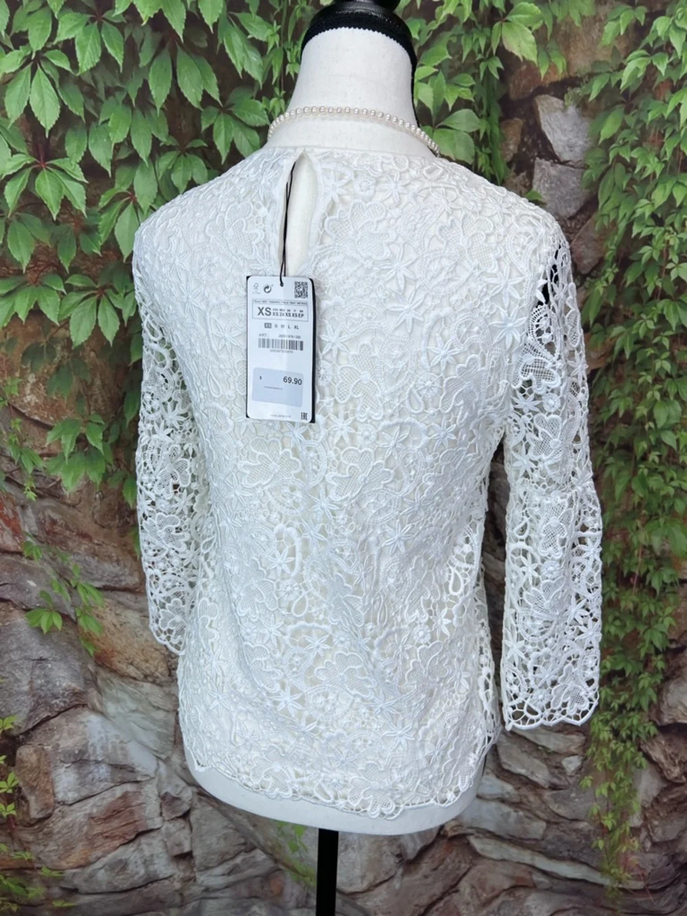 NWT ZARA Cottagecore Crewneck White Lace Bell Sleeve Blouse, XS